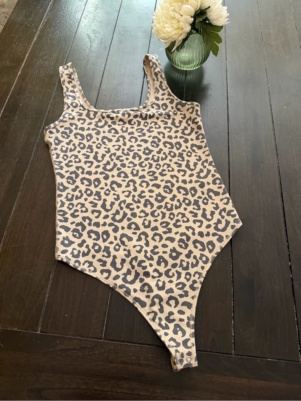 Abercrombie & Fitch Beige and Gray Leopard Print Bodysuit